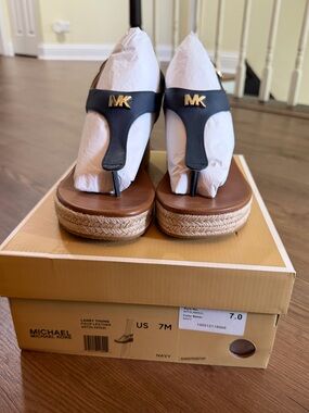 Mk Laney Thong wedges